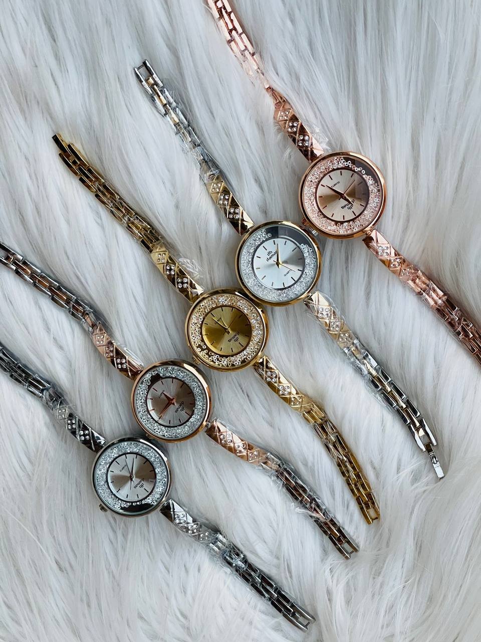 اشيك ساعة انسيال حريمي